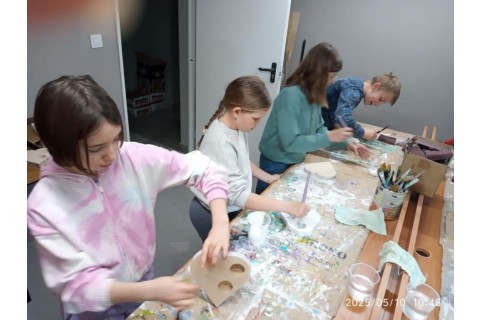 Warsztaty dla dzieci 10+ „Zabawy z drewnem”