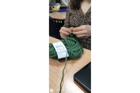 Warsztaty robienia na drutach dla początkujących