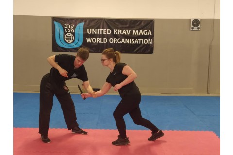 ZAJĘCIA SAMOOBRONY DLA KOBIET