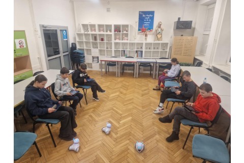Trening pamięci - warsztaty z robotem Photon dla dzieci 10 - 12 lat