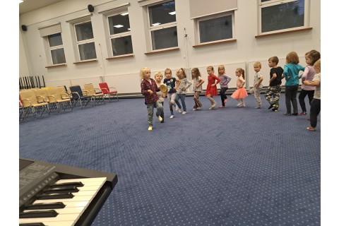 Zajęcia umuzykalniające dla dzieci w wieku 4-5 lat