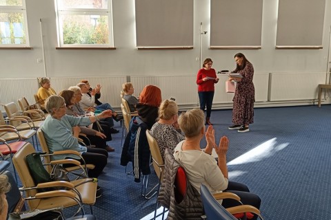 ĆWICZENIA PAMIĘCI I KONCENTRACJI SENIORÓW NA WESOŁO