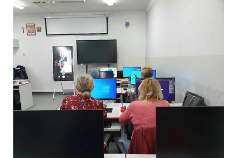 Warsztaty komputerowo-smartfonowe dla seniorów