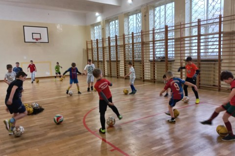 ZAJĘCIA SPORTOWE DLA DZIECI KLAS I - IV
