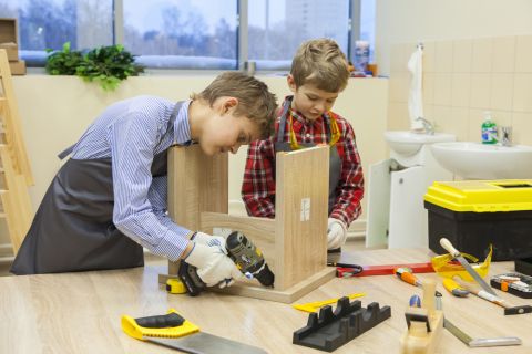 Warsztaty dla dzieci 10+ „Zabawy z drewnem”